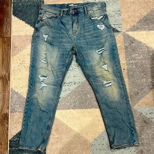 Blue distressed Old Navy jeans!